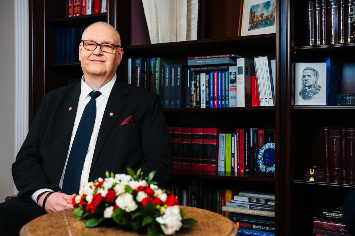 TK ma problemy finansowe? Święczkowski: Opłacanie rachunków idzie opornie [WYWIAD DGP]. Na zdjęciu prezes TK Bogdan Święczkowski
