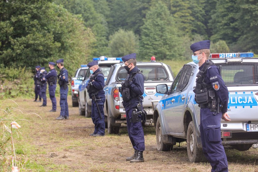 Pełen spis miejscowości, gdzie jest stan wyjątkowy. Bez przepustki tam nie wjedziesz!