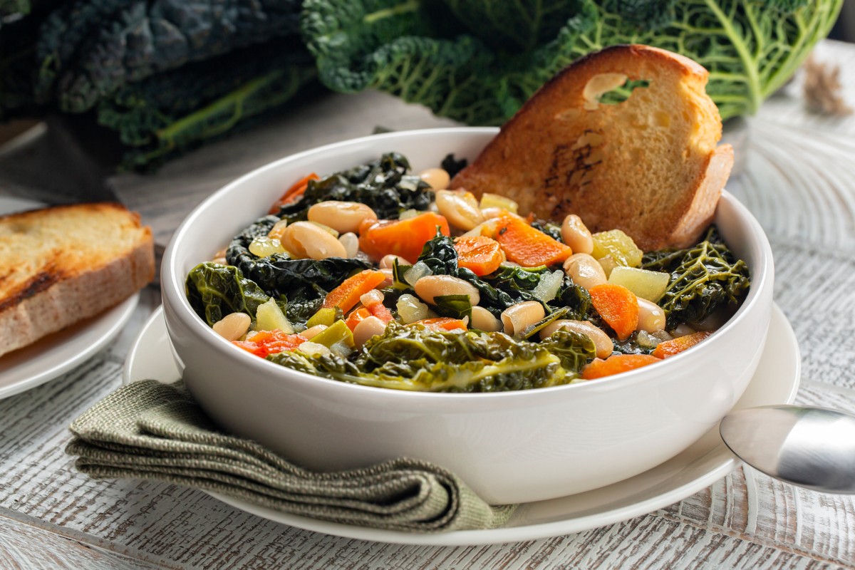 Ribollita to przepyszna zupa prosto z Toskanii