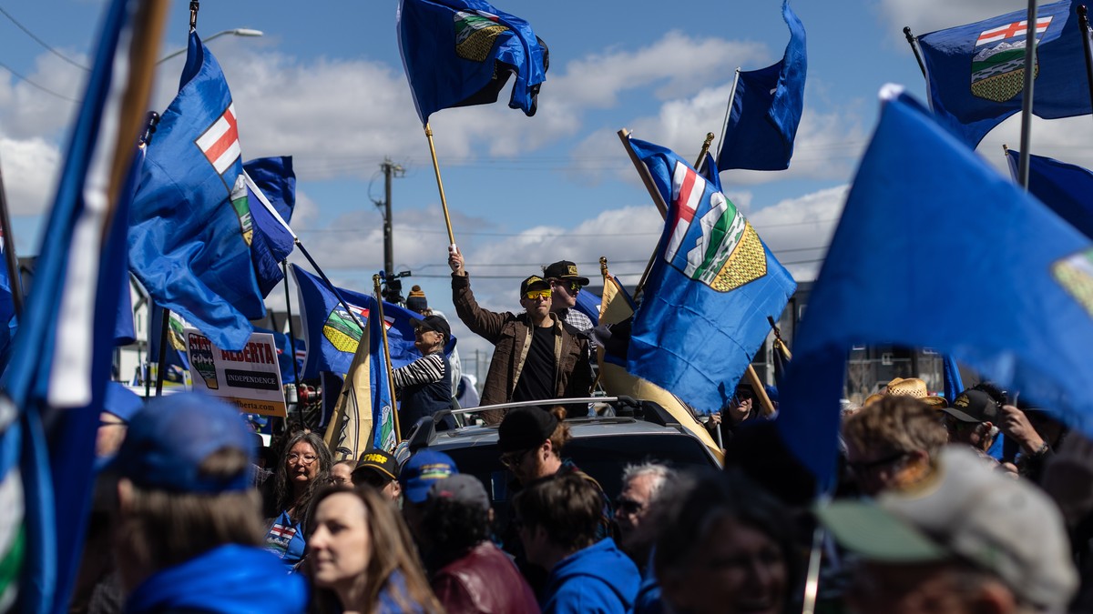 Pristalice referenduma u Edmontonu u Alberti, Kanada