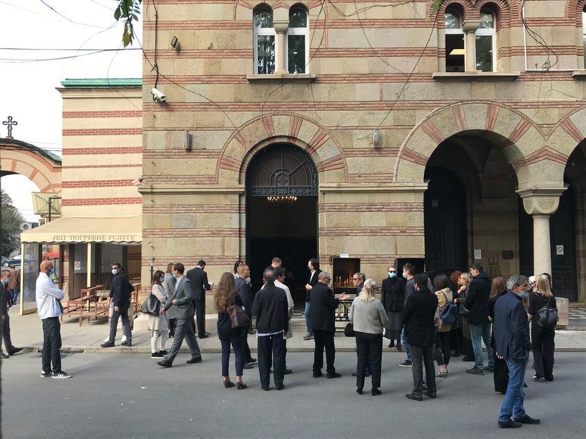 Upisivanje u knjigu žalosti