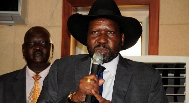 South Sudan's President Salva Kiir addresses delegates during the swearing-in ceremony of First Vice President Taban Deng Gai at the Presidential Palace in the capital of Juba, South Sudan, July 26, 2016. 