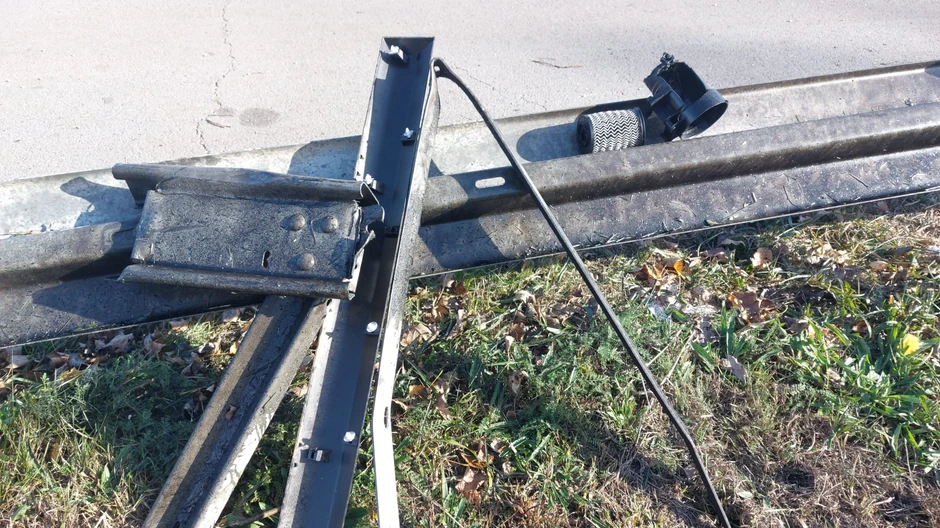 Mesto prevrtanja kombija na putu Novi Sad – Beograd