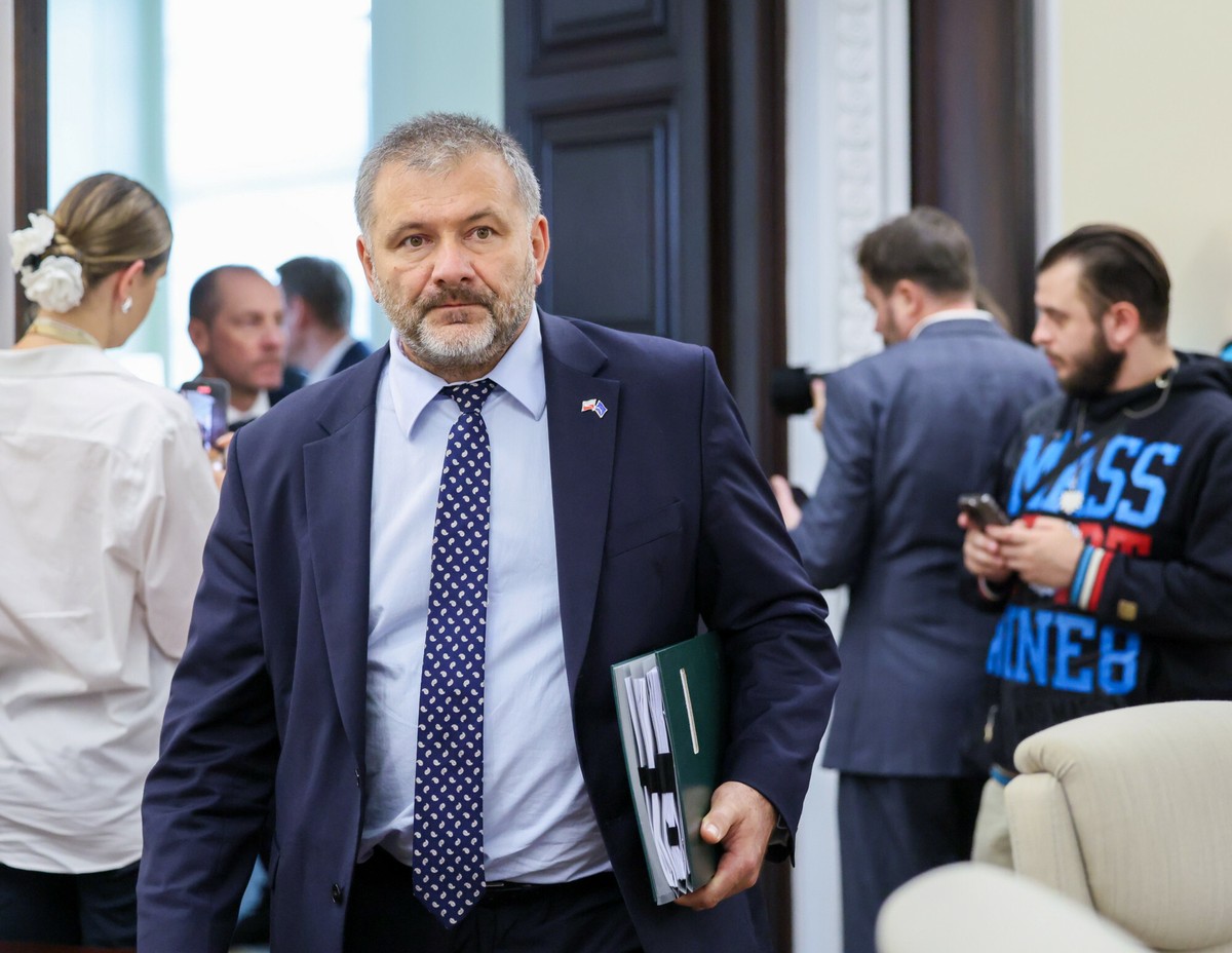 "Szorujemy po dnie". Waldemar Żurek nie owija w bawełnę