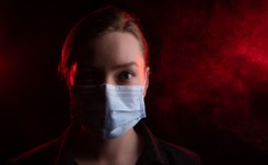 Alkohol sprzedawany tylko do godziny 19 i zakaz organizacji wesel. Nowe obostrzenia rządu?