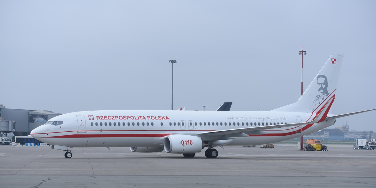 Rządowy Boeing 737-800