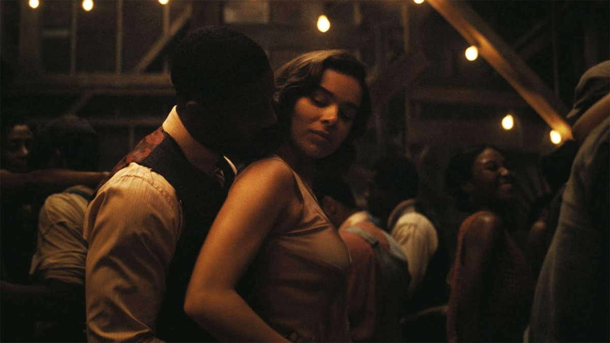 Michael B. Jordan i Hailee Steinfeld w horrorze "Grzesznicy"