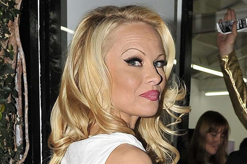 Straszna twarz Pameli Anderson