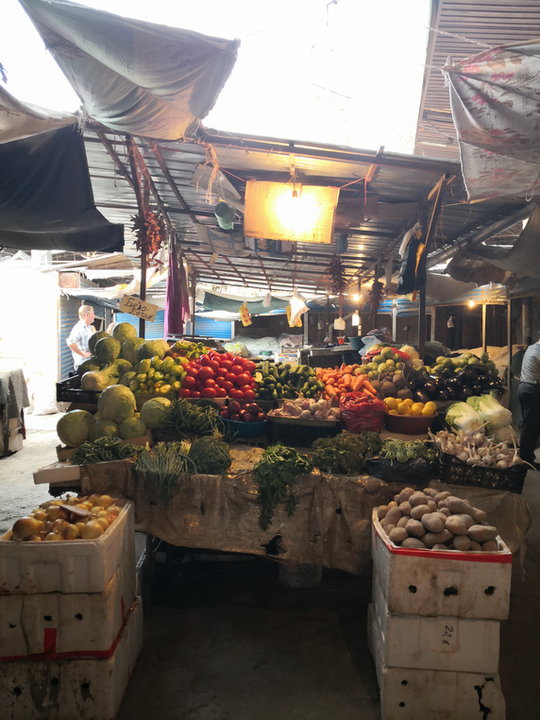 Stoisko warzywne na bazarze