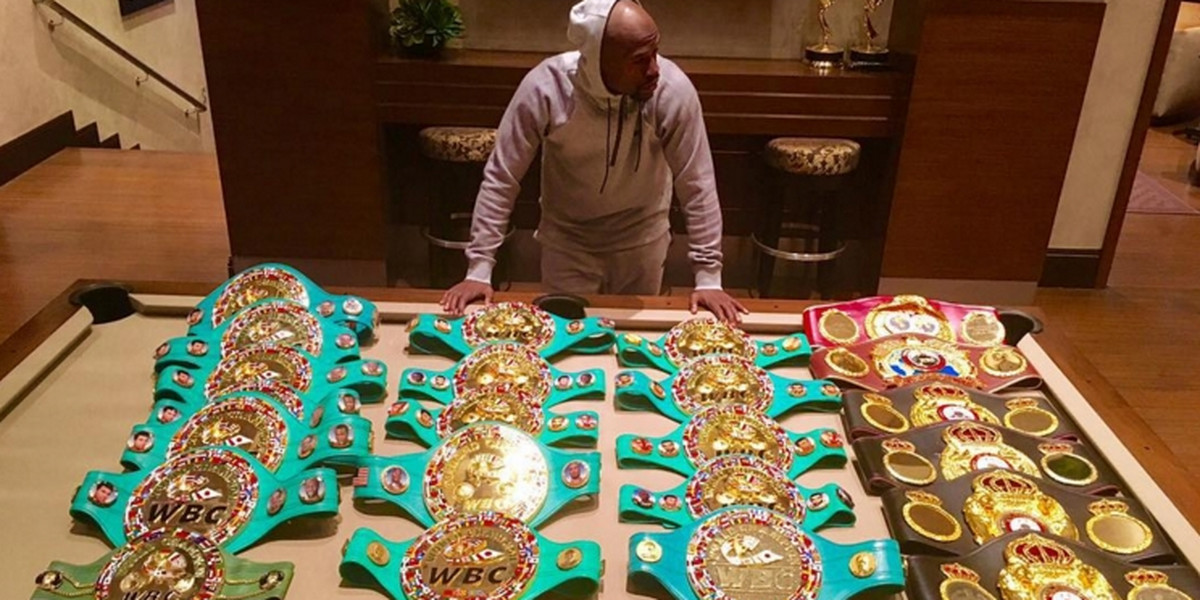 Mayweather ma gest. Zobaczcie co kupił synowi na 16 urodziny!