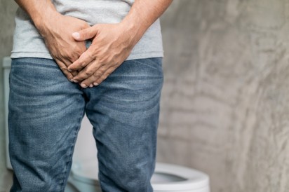 Akadozó, szakaszos vizelés: a rák tünete vagy "csak" prosztatagyulladás?