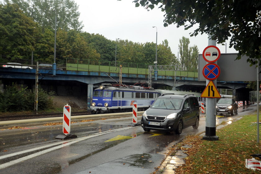 wiadukt nad al. Niepodległości