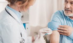Szczepienie przeciw pneumokokom - czy warto się szczepić? Odpowiada ekspert