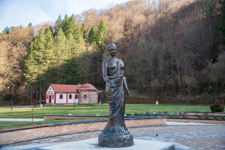 Prosečna cena smeštaja u Kuršumlijskoj Banji je od 25 do 28 evra