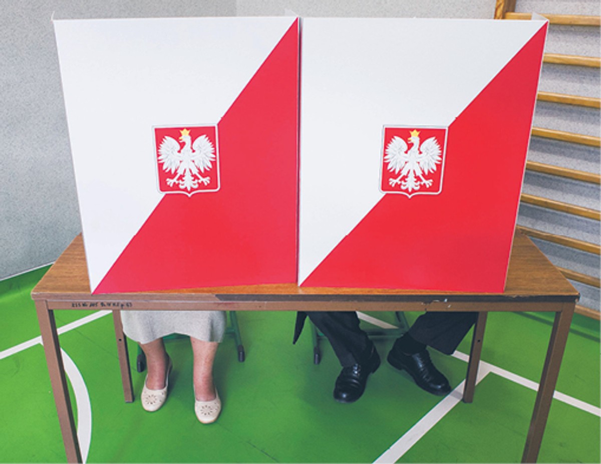 Poniżej progu wyborczego znalazły się Kukliz'15, Porozumienie i PSL z 2 proc. poparcia.