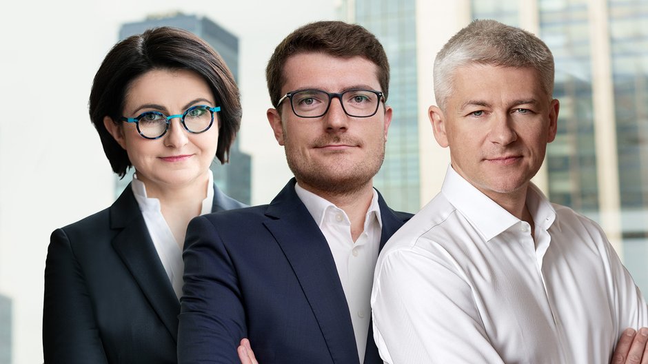 Od lewej: Dorota Korzeniowska, CEO Task4m.com, Michał Chabowski, członek zarządu i partner funduszy Venture Capital z grupy Rubicon Partners oraz Janusz Dziurzyński, Prezes ABSL, BAT Digital Business Solutions