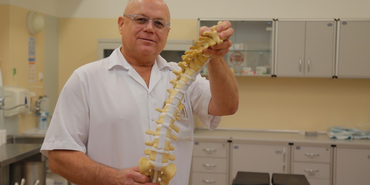 prof. Szymon Dragan (60 l.) z Uniwersyteckiego Szpitala Klinicznego