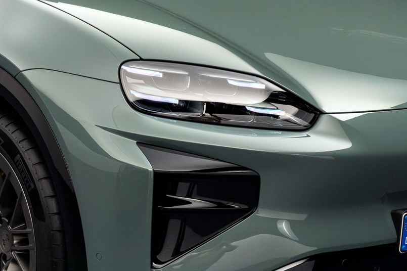 Porsche Cayenne Electric