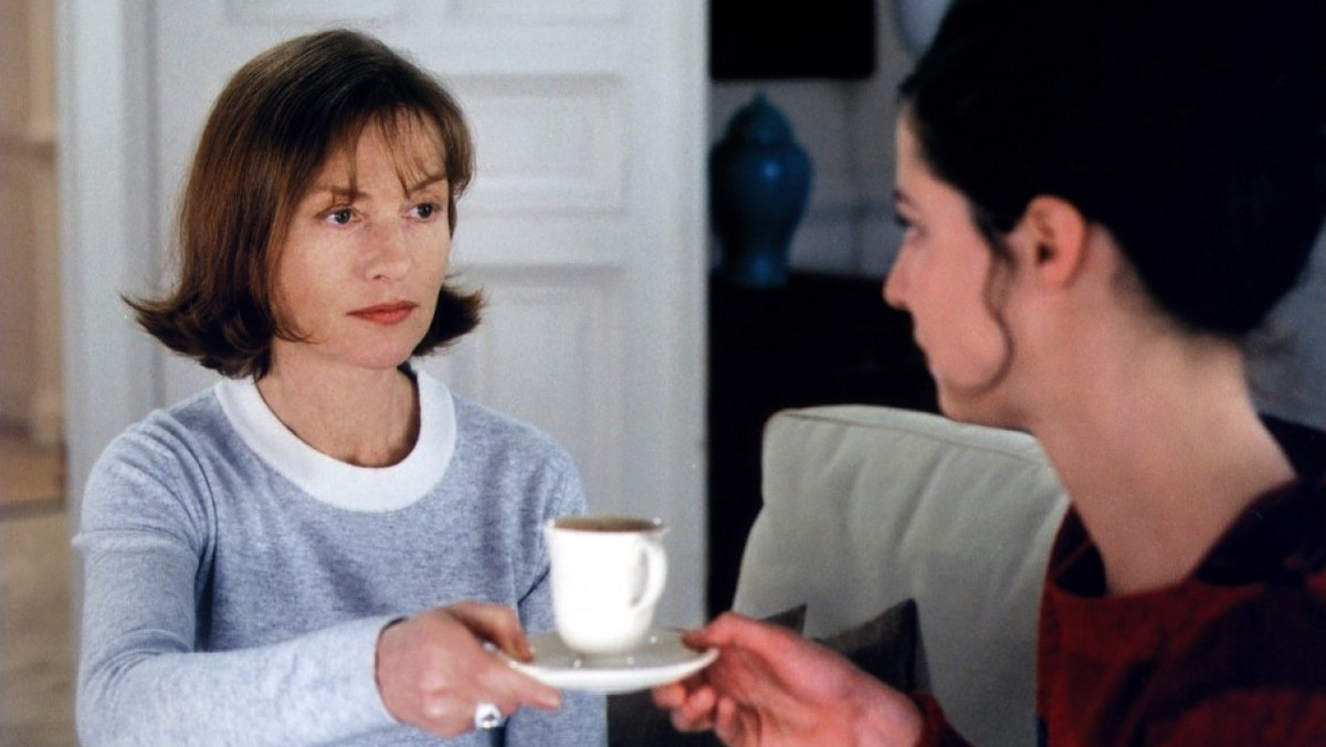 "Gorzka czekolada" ("Merci pour le chocolat"), reżyseria: Claude Chabrol. Obsada: Isabelle Huppert, Jacques Dutronc, Anna Mouglalis, Rodolphe Pauly. Francja 2000.