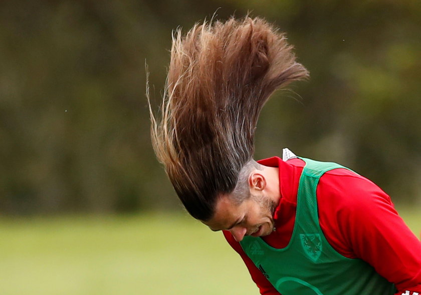 Gareth Bale (31 l.) na treningu chwalił się długimi włosami