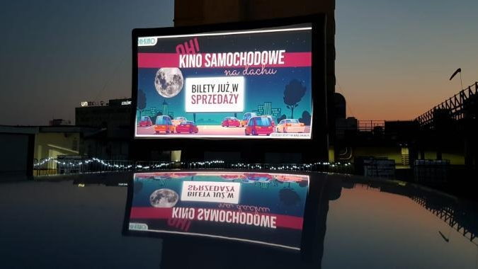  Wraca kino samochodowe na dachu Arkad Wrocławskich 