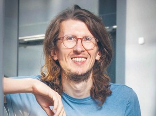 Dzielimy z nimi świat. Wirusy zawsze mutują, dlatego co roku musimy wytwarzać nową szczepionkę [WYWIAD]