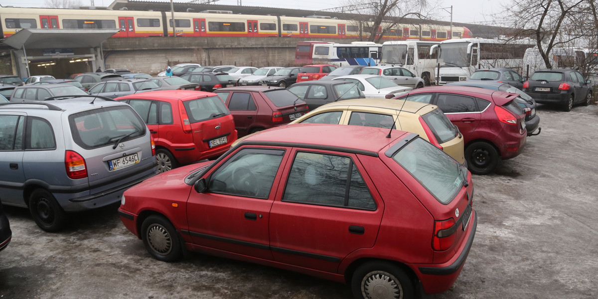 Kierowcy chcą parkingu