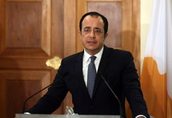 Masowy atak na migrantów na Cyprze. Prezydent: Jest mi wstyd