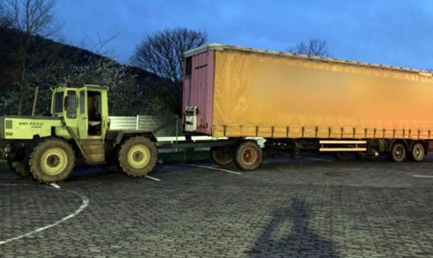 Traktor sa nedozvoljenom prikolicom