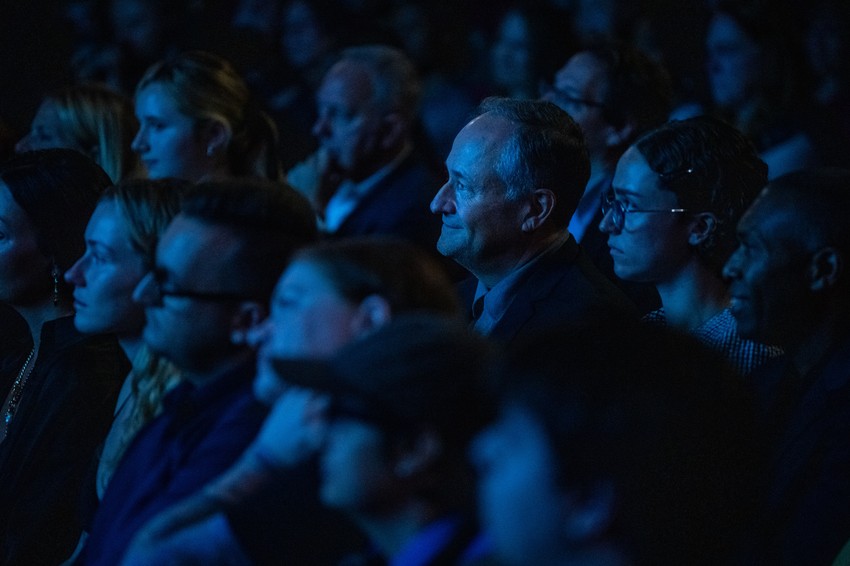 Suprug Kamale Haris Dag Emhof na predstavljanju njene knjige u Njujorku 24. septembra