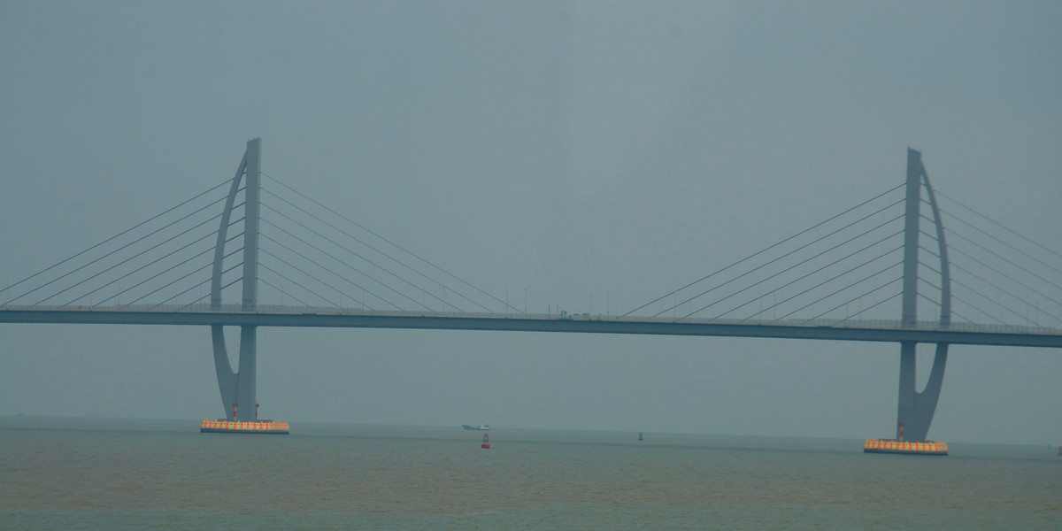 Najdłuższy most na świecie łączy Hongkong, Makau i Zhuhai