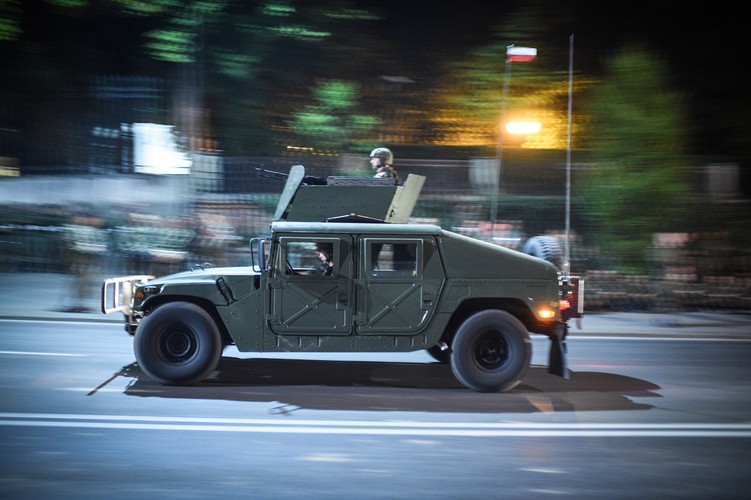 Próba generalna przed defiladą z okazji święta Wojska Polskiego, w nocy z 11 na 12 bm.  (ukit) PAP/Jacek Turczyk