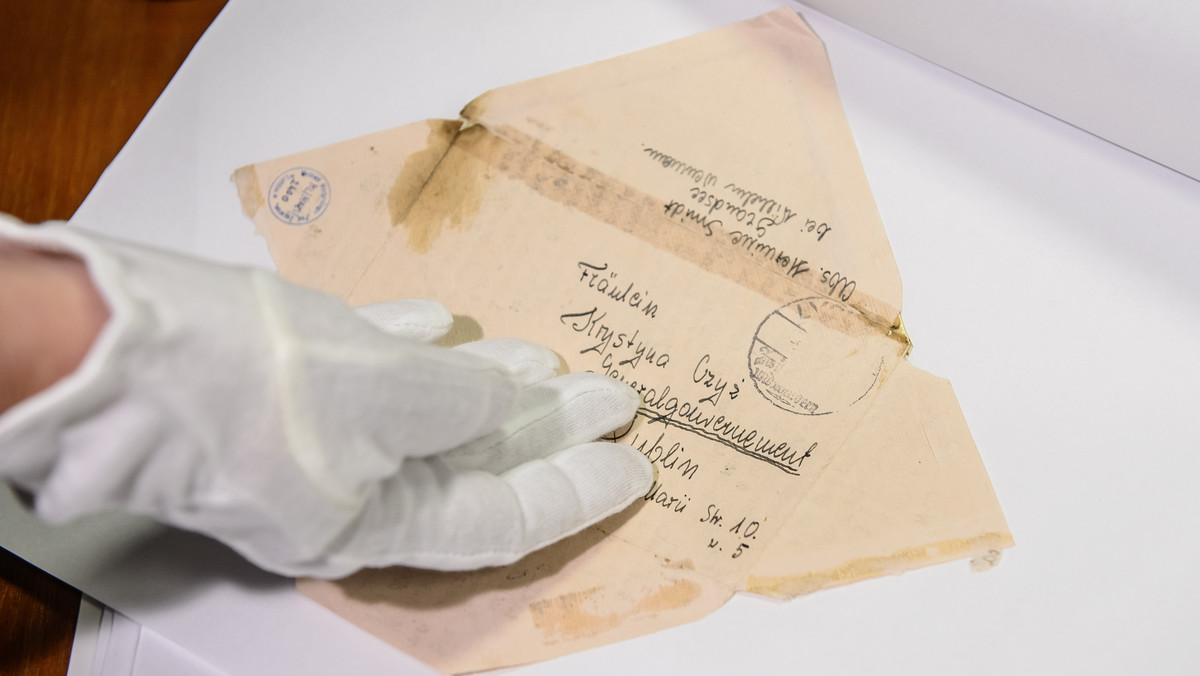 Kolekcja 27 pisanych moczem tajnych listów lubelskich więźniarek niemieckiego obozu koncentracyjnego w Ravensbrueck trafiła do Muzeum Martyrologii "Pod Zegarem" w Lublinie. Zostaną poddane pracom konserwatorskim.