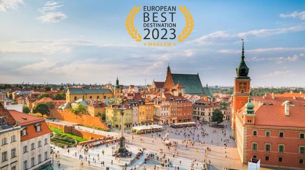 Prestiżowy tytuł European Best Destination 2023 spowodował, że naszą stolicę odwiedza jeszcze więcej zagranicznych dziennikarzy, a turyści z Europy i innych części świata chcą osobiście poznać uroki Warszawy.