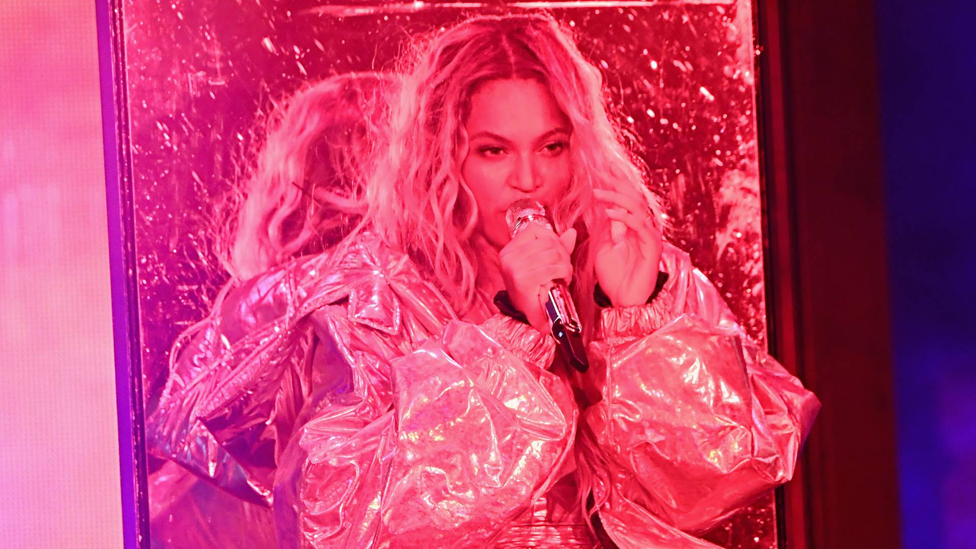Hivatalos: Beyoncé összeállt az adidasszal