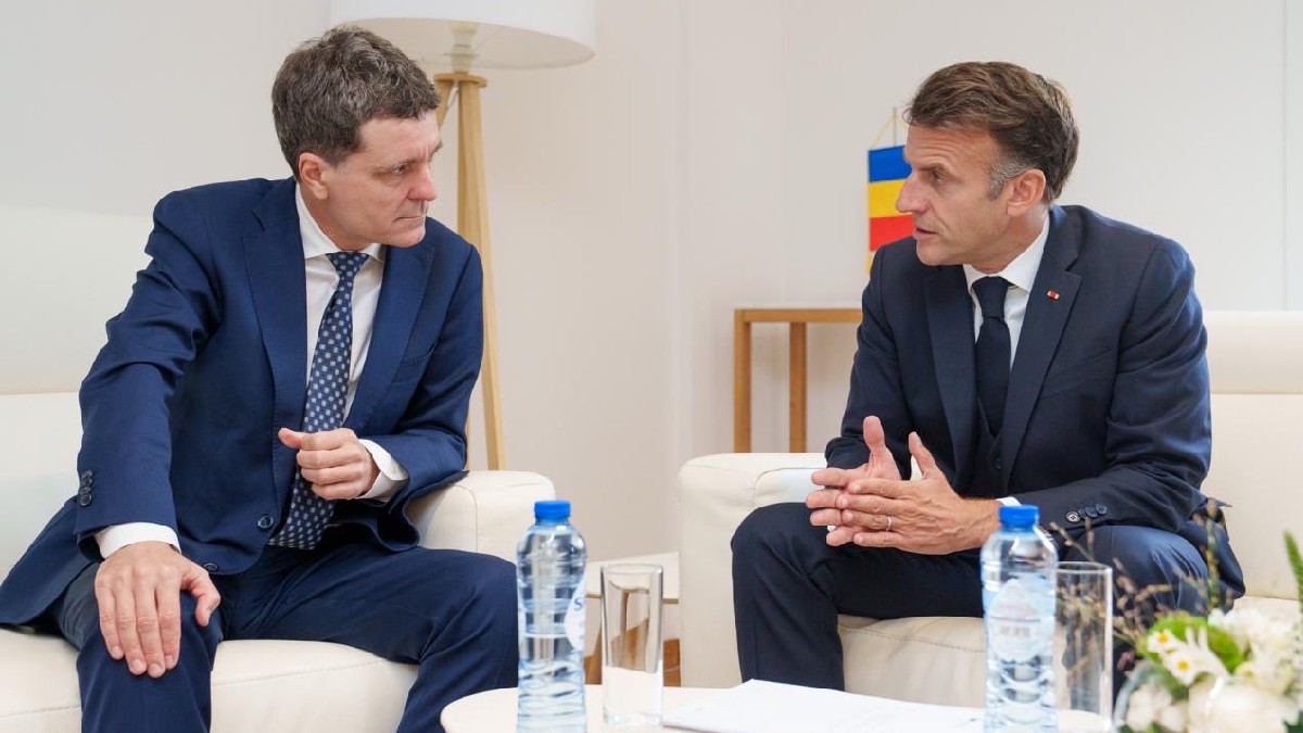Nicușor Dan și Emmanuel Macron au discutat la Bruxelles despre atacurile cu drone ale Rusiei asupra navelor din Marea Neagră