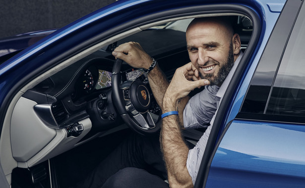 Marcin Gortat i Porsche Panamera 4 E-Hybrid Sport Turismo