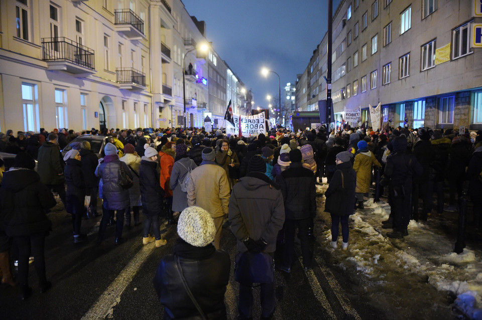 WARSZAWA CZARNA ŚRODA STRAJK KOBIET (protest)