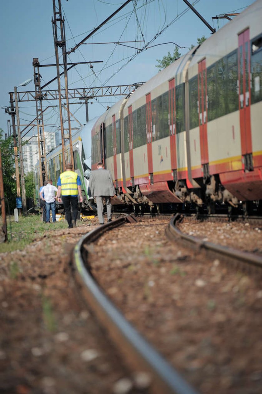 Czołowe zderzenie pociągów w Warszawie