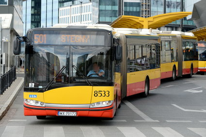 Ile kosztuje transport publiczny w polskich miastach? Sprawdziliśmy ceny biletów