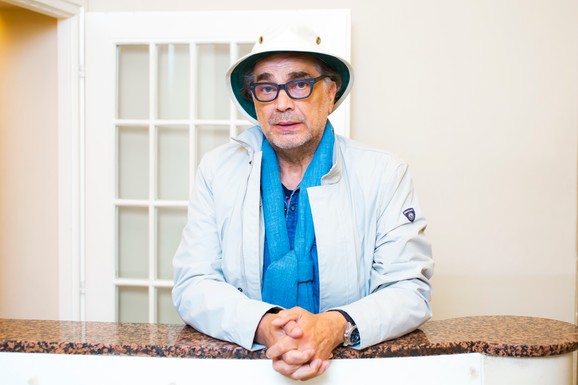 "OCA SAM UPOZNAO TEK KADA JE IZAŠAO IZ ZATVORA"Ovo niste znali o Voji Brajoviću: "Isterali su nas iz kuće kad sam imao 9 meseci"