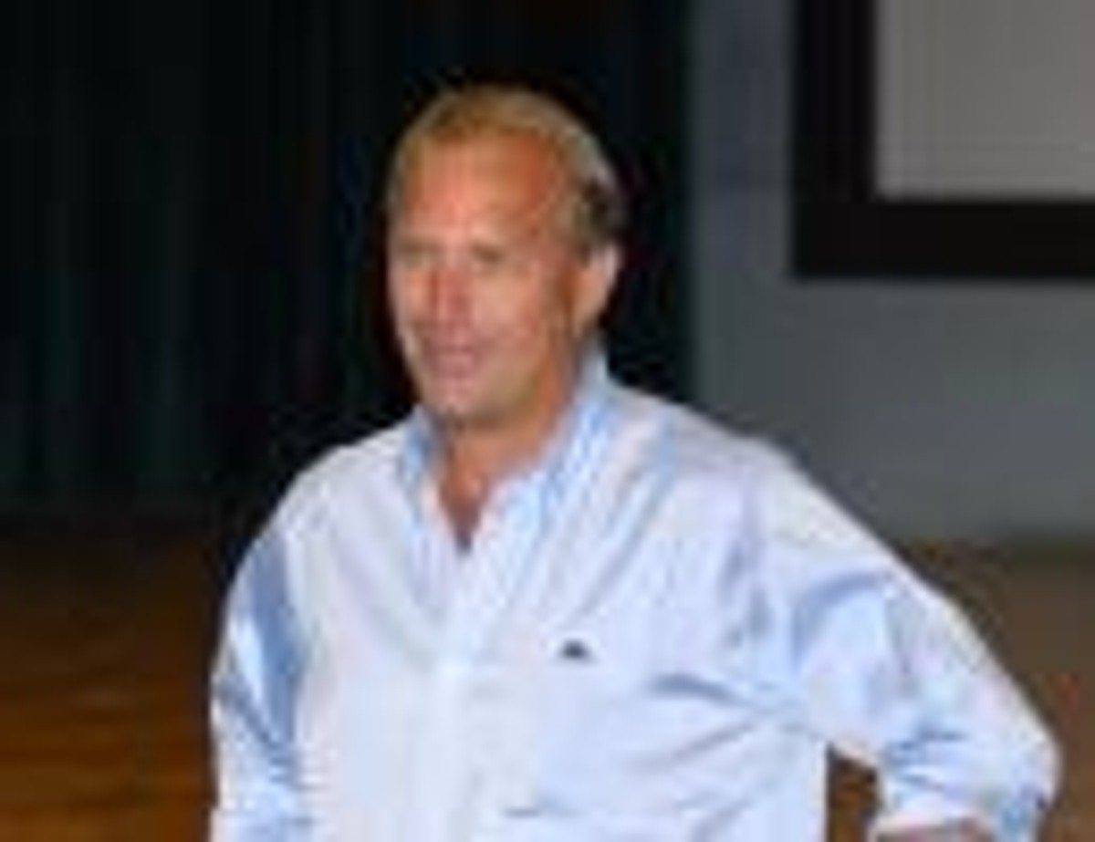 Kevin Costner, źródło: http://commons.wikimedia.org/wiki/, autor: SSgt. Dennis J. Henry Jr.