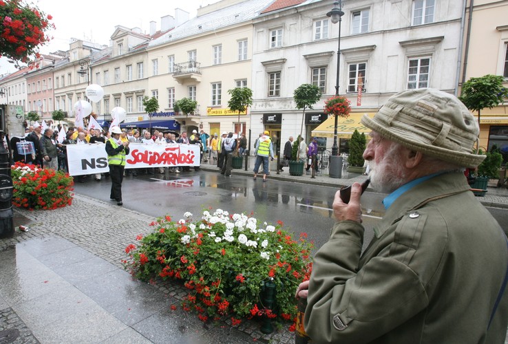 Kilkadziesiąt tysięcy związkowców protestuje w stolicy
