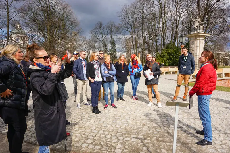 Diana Święcka opowiada o ciekawych odkryciach na terenie muzeum