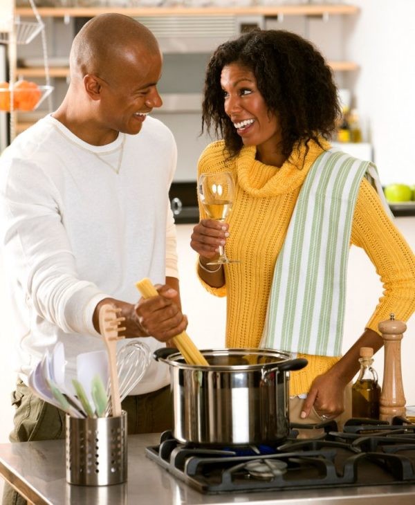  Stay at Home Date Ideas for Couples: Cook Up A Storm | Image source: Shutterstock