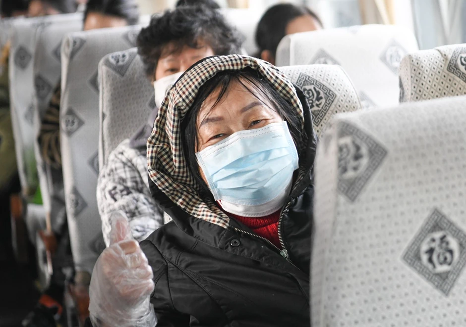 Prenošenje korona virusa smanjili putnici sa maskama