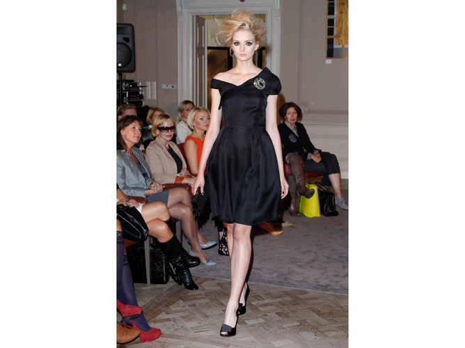 Zimowo-karnawałowa kolekcja Deni Cler Milano - pokaz na spotkaniu pod hasłem Deni Cler Milano prêt-à-culture 2011.