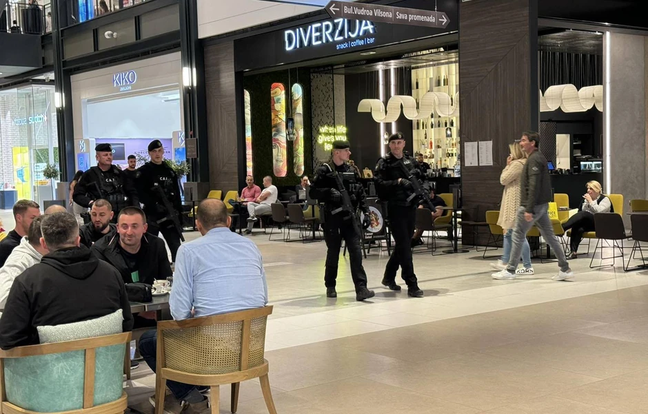 Policija u TC Galerija