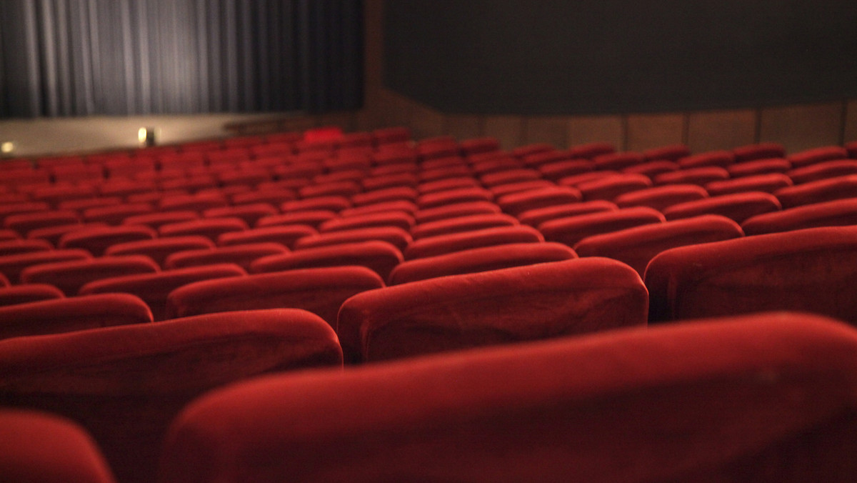 "Samotny zachód" Martina McDonagha w reżyserii Roberta Czechowskiego – to najnowsza propozycja Lubuskiego Teatru w Zielonej Górze. Premiera spektaklu odbędzie się jutro na dużej scenie.