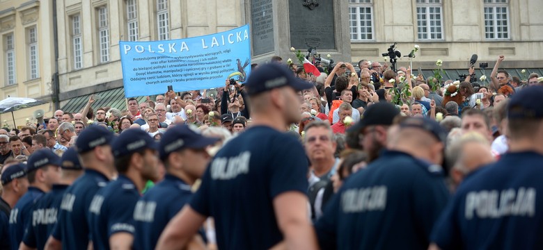 44 wnioski do sądu po manifestacjach w Warszawie. Ponad 2 tys. policjantów, ile osób demonstrowało? OTO DANE